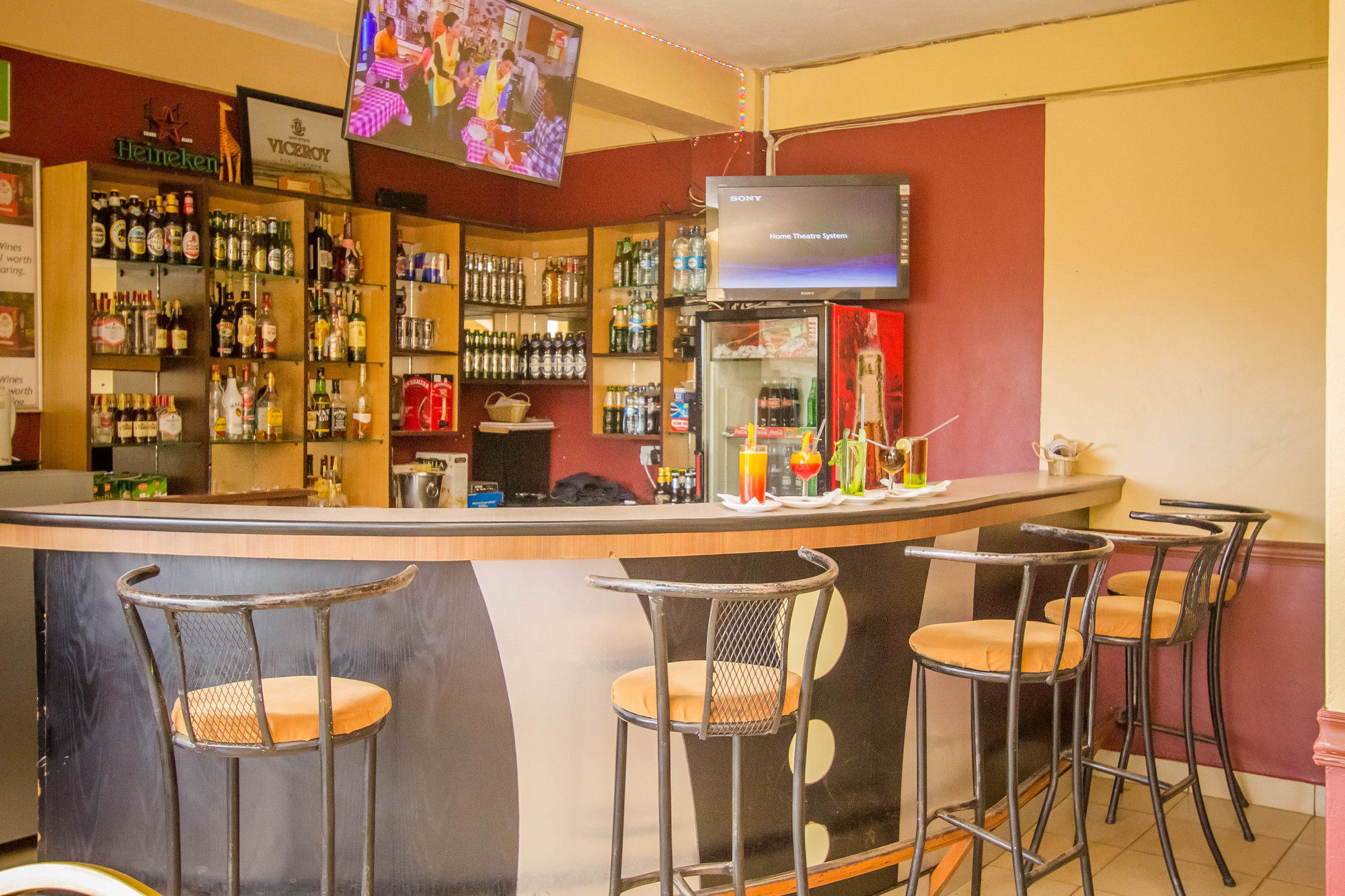 Eland Safari Hotel Nyeri Luaran gambar